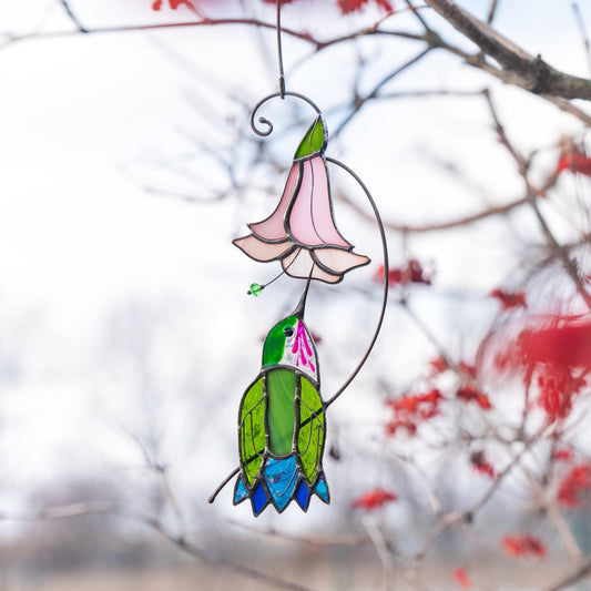 Hummingbird stained glass flower